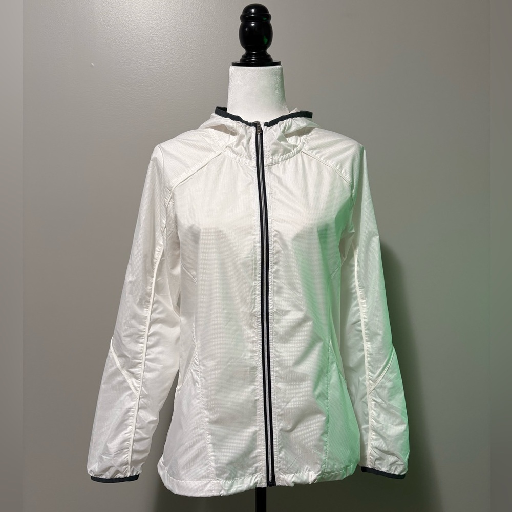Sunice Packable Water-Repellent Wind Jacket with Hood White